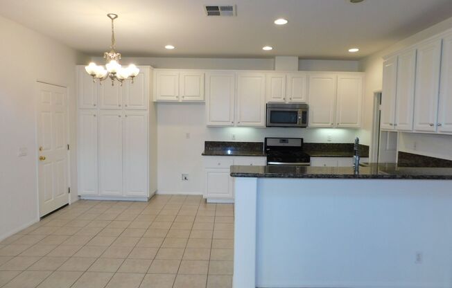 Fabulous 3 BD 2.5 BA Townhome in Northpark, Irvine