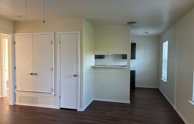 2 beds, 1 bath, 783 sqft, $745, Unit 504 Esther Circle Unit D