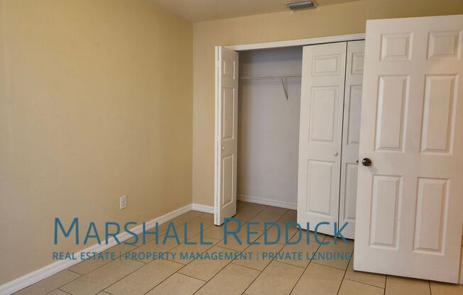 3 beds, 2 baths, $1,645, Unit 3313 SW 15th Pl