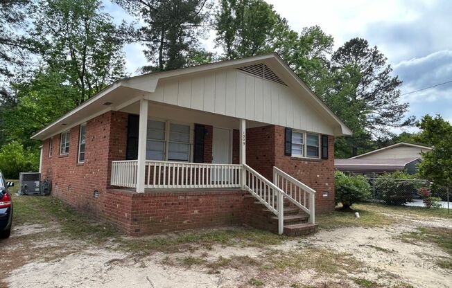 3 bedroom, one bath house for rent
