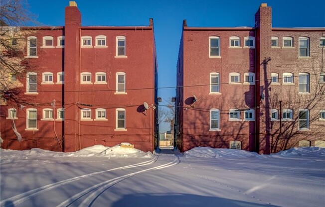 1830 1834 E 101 ST