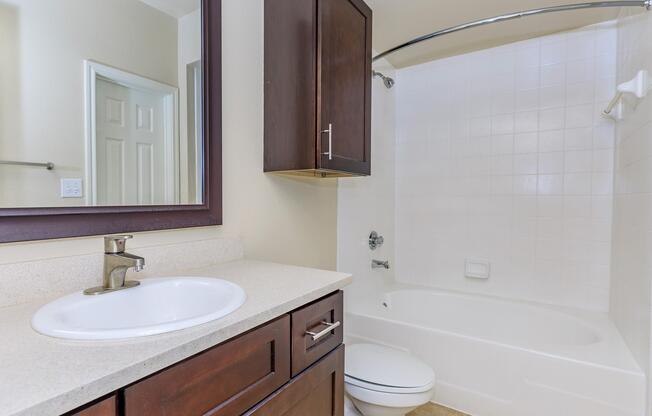 2 beds, 2 baths, 1,211 sqft, $1,690