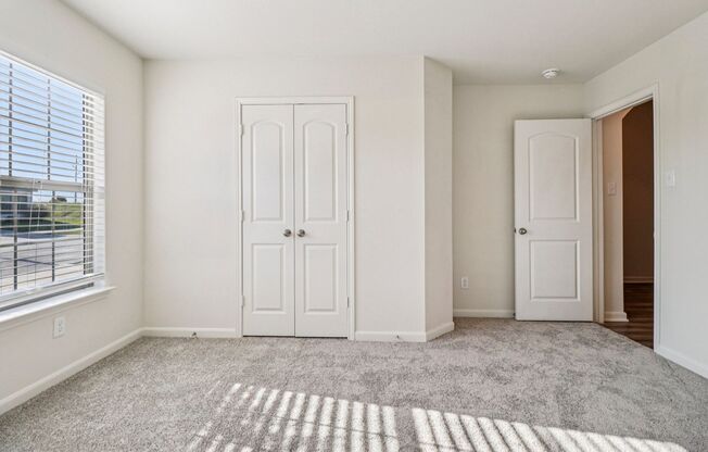 3 beds, 2 baths, 1,591 sqft, $1,945, Unit 308 Trinity Trl