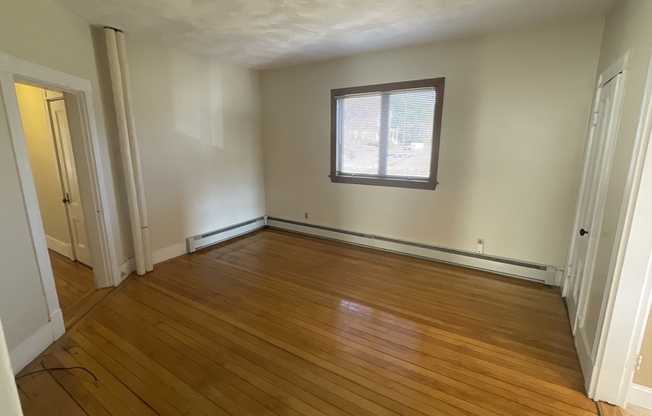 1 bed, 1 bath, 1,000 sqft, $2,350, Unit 1