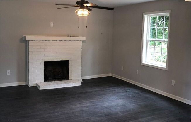 Charming 2 bedroom home in Gainesville!
