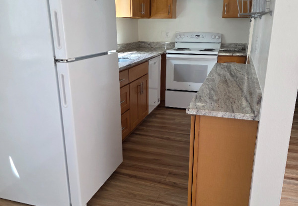 3610 14 AVE W