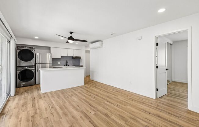 2 beds, 1 bath, 650 sqft, $2,695, Unit 5