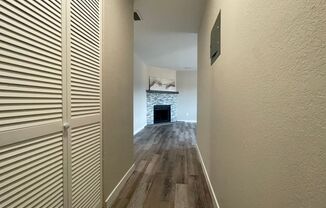 2 beds, 1 bath, 884 sqft, $1,700, Unit 1435MB-3