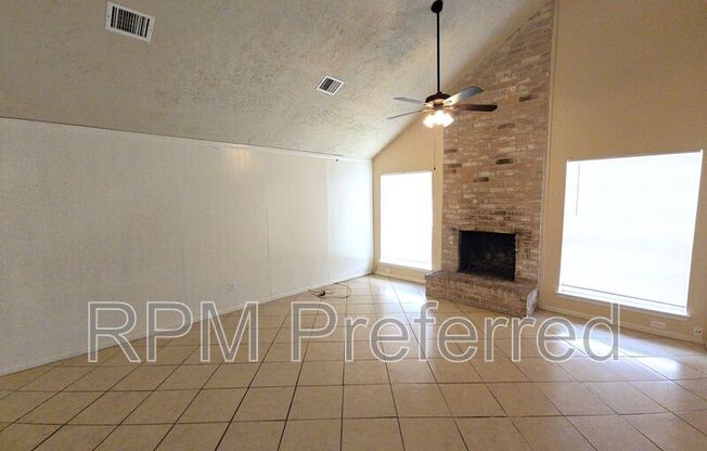 4718 REYNALDO DR