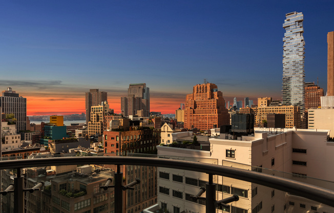 19 PARK PL