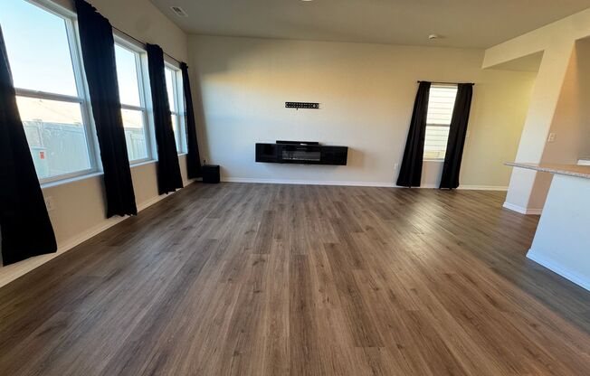 Spacious 3-Bedroom, 3-Bathroom Two-Story Home with Modern Finishes & Fenced Yard