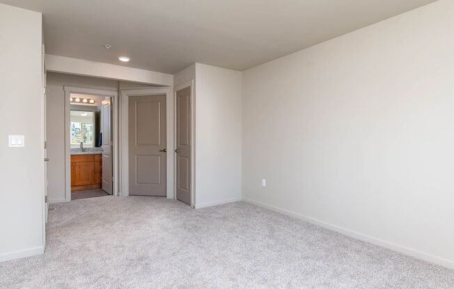 2 beds, 2 baths, 955 sqft, $1,750, Unit B-212
