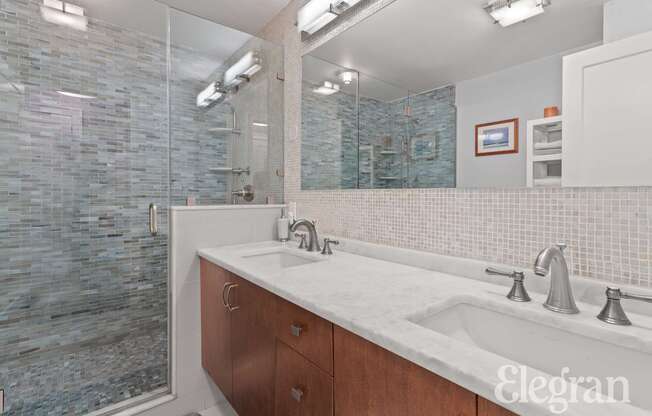 4 beds, 3 baths, 971 sqft, $10,900, Unit 8IJ