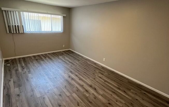 4324 Ventura Canyon Ave (near Ventura Blvd) Gem