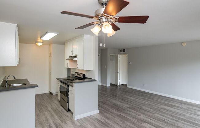 1 bed, 1 bath, 768 sqft, $2,050, Unit 119
