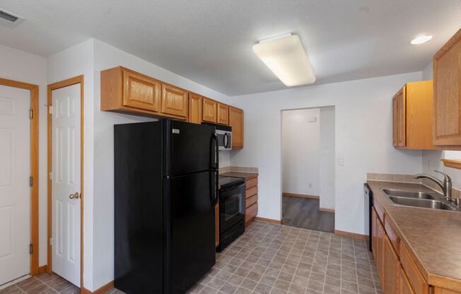 3 beds, 2 baths, $2,200