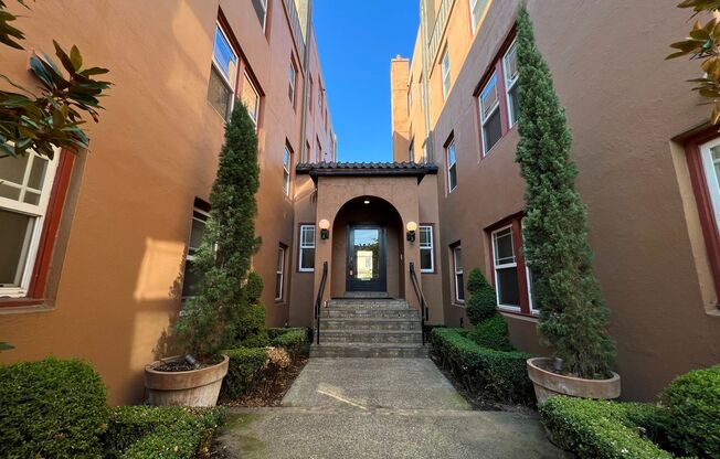 1 bed, 1 bath, $1,395, Unit 107