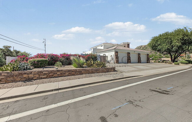 3 beds, 3.5 baths, 2,820 sqft, $4,995