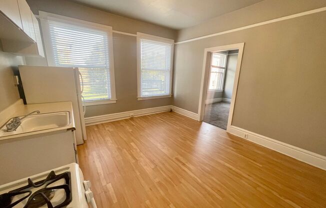 1 bed, 1 bath, 626 sqft, $900, Unit 202