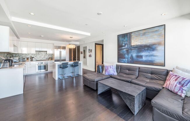 2 beds, 2 baths, $4,495, Unit # 7004