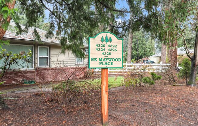 4320-4328 NE Maywood Place