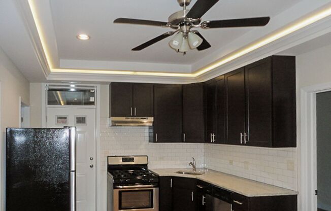 1 bed, 1 bath, 445 sqft, $2,295, Unit 853-2S