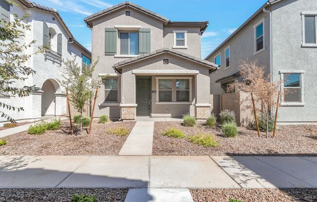 Stunning 3-Bedroom Home with Garage in Phoenix