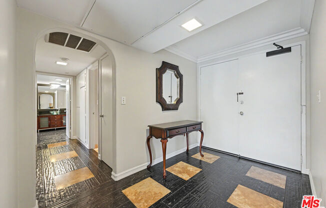 2 beds, 2 baths, 1,088 sqft, $4,800, Unit 510