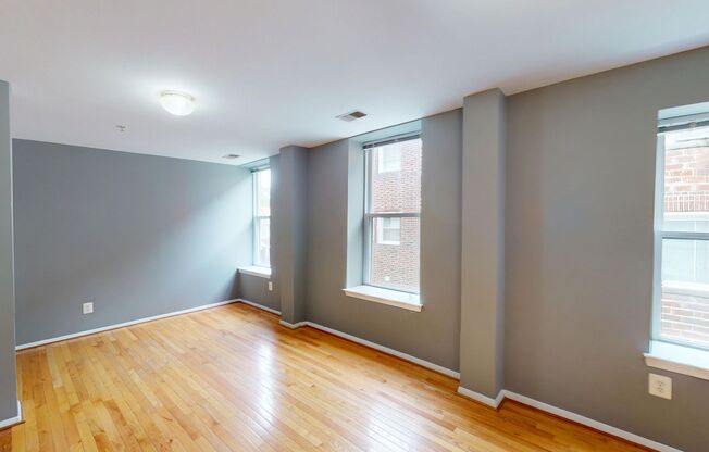 Newly Available Three Bedroom Condo in Columbia Heights for Rent!