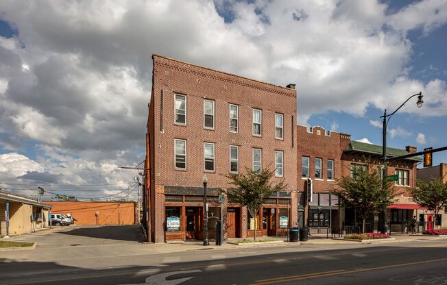 1128-1130 N. High St.