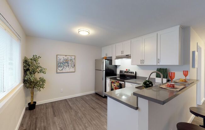 2 beds, 1.5 baths, 950 sqft, $1,950, Unit 126