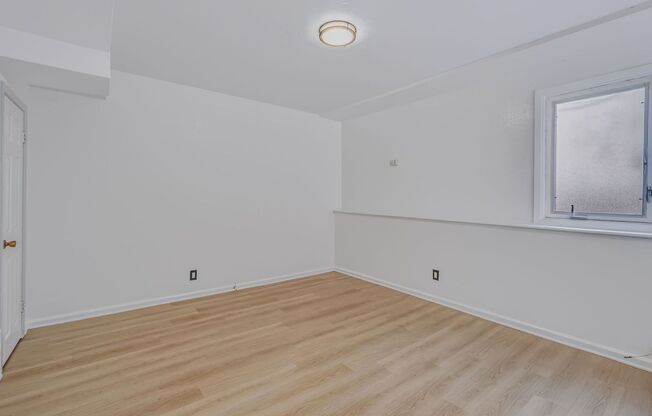 58 Vale St, Daly City, CA 94014
