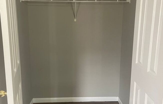 Studio, 1 bath, 600 sqft, $615, Unit 128-01
