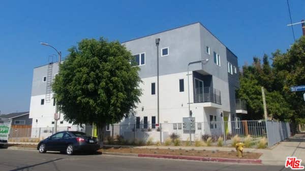 413 MICHELTORENA ST