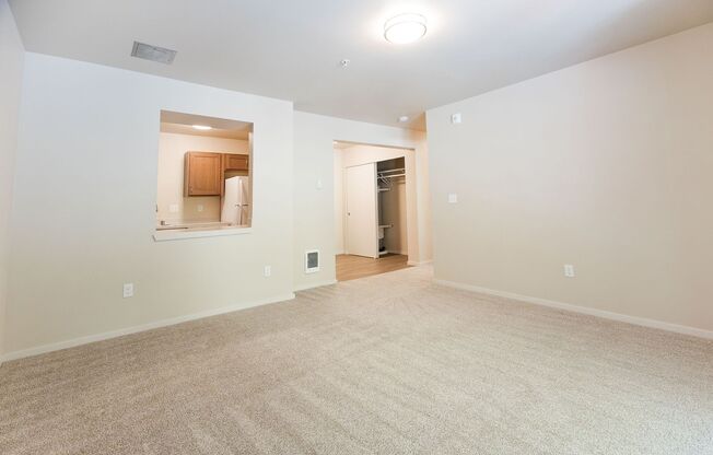 1 bed, 1 bath, 800 sqft, $1,560, Unit S-259