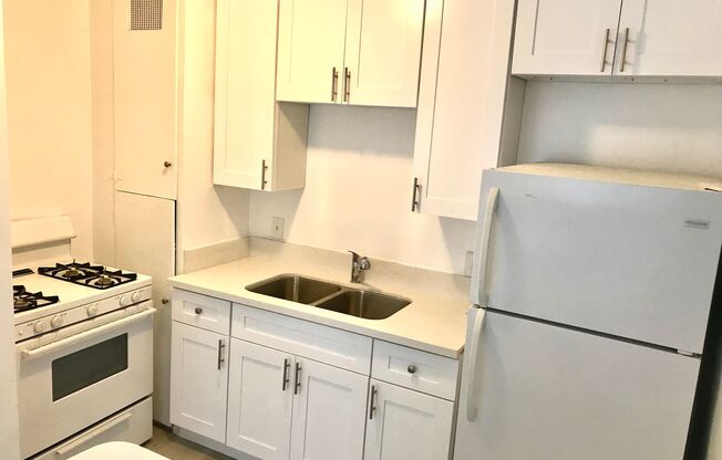 1 bed, 1 bath, $1,995, Unit Unit 3