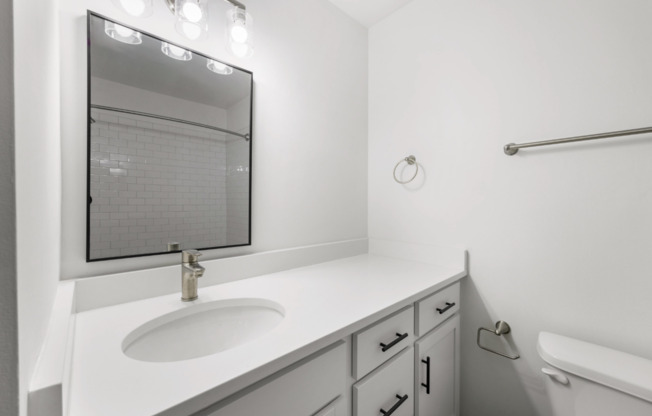 2 beds, 1.5 baths, 1,000 sqft, $3,557, Unit 363_H