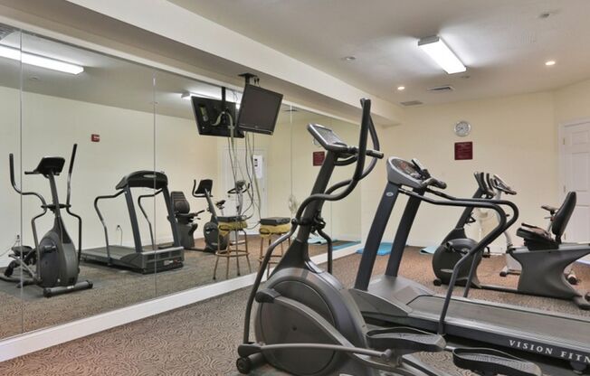 2 beds, 2 baths, 1,070 sqft, $2,600, Unit 8-8A