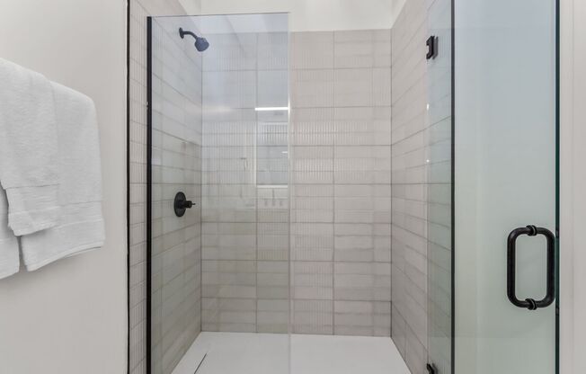 1 bed, 1 bath, 581 sqft, $3,299, Unit 703