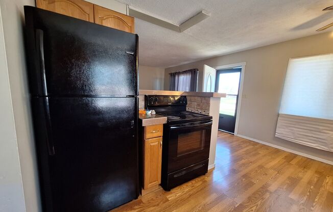 Your next Home!!! Charming Three Bedroom in Roseville