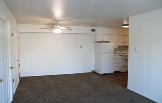 2 beds, 1 bath, 750 sqft, $1,400, Unit 8