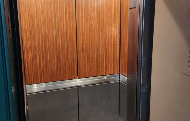 1 bed, 1 bath, $2,568, Unit 53C