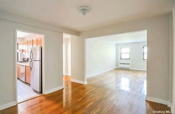 1 bed, 1 bath, 800 sqft, $2,200