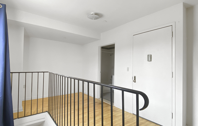 107 E 102 ST