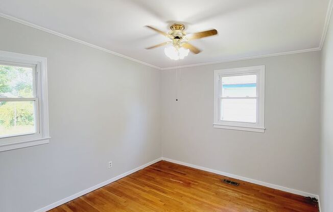 3 beds, 1 bath, $1,850