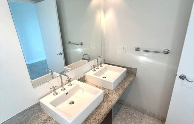 2 beds, 2 baths, 1,310 sqft, $3,450, Unit Latitud on the River - Unit #2301