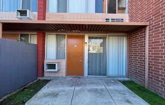 Oakland Ave 650- Hillsides