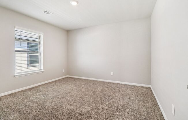 4 beds, 2 baths, 1,924 sqft, $2,245, Unit 3900 Calvary Ct