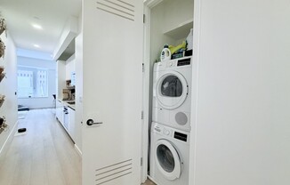Studio, 1 bath, $5,050, Unit 423