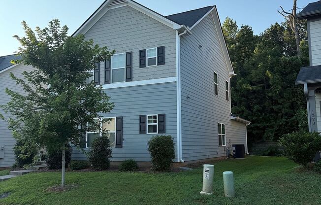 Stylish 3-Bedroom Home Near Downtown Athens